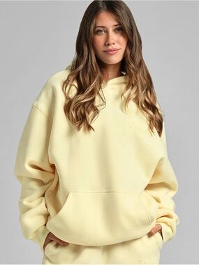 Comfrt Butter Signature Hoodie MED NWT